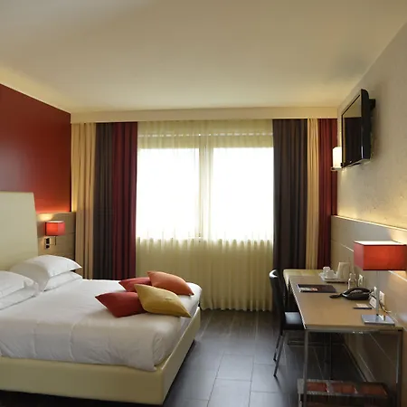 Western Soave Hotel 4*