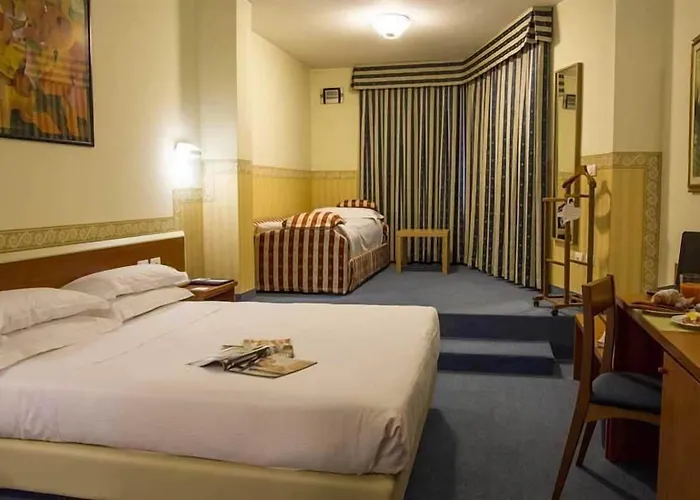 Hotel Western Soave 4*