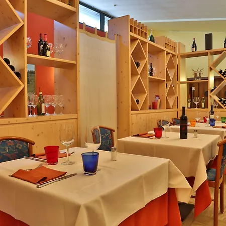 Hotel Western Soave 4*