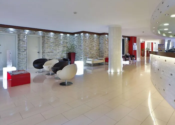 Western Soave Hotel 4*